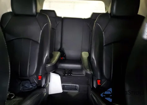 2015 GMC Acadia Denali z USA, uszkodzony, nr VIN 1GKKRTKD4FJ125896